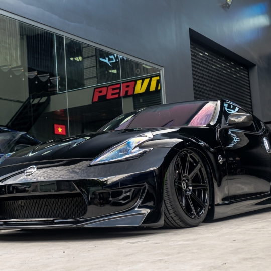 NISSAN 370Z FUL OPTION BY PERFAMILY